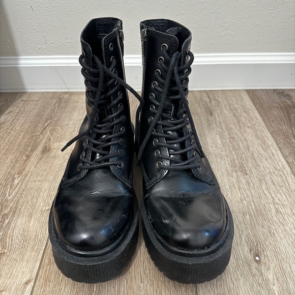 Jeffrey Campbell Shoes - Jeffrey Campbell Black Combat Boots- size 9
